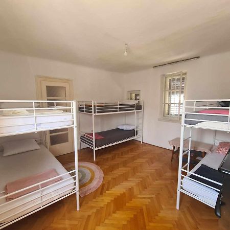 Rooms Mitnicka Split Bagian luar foto